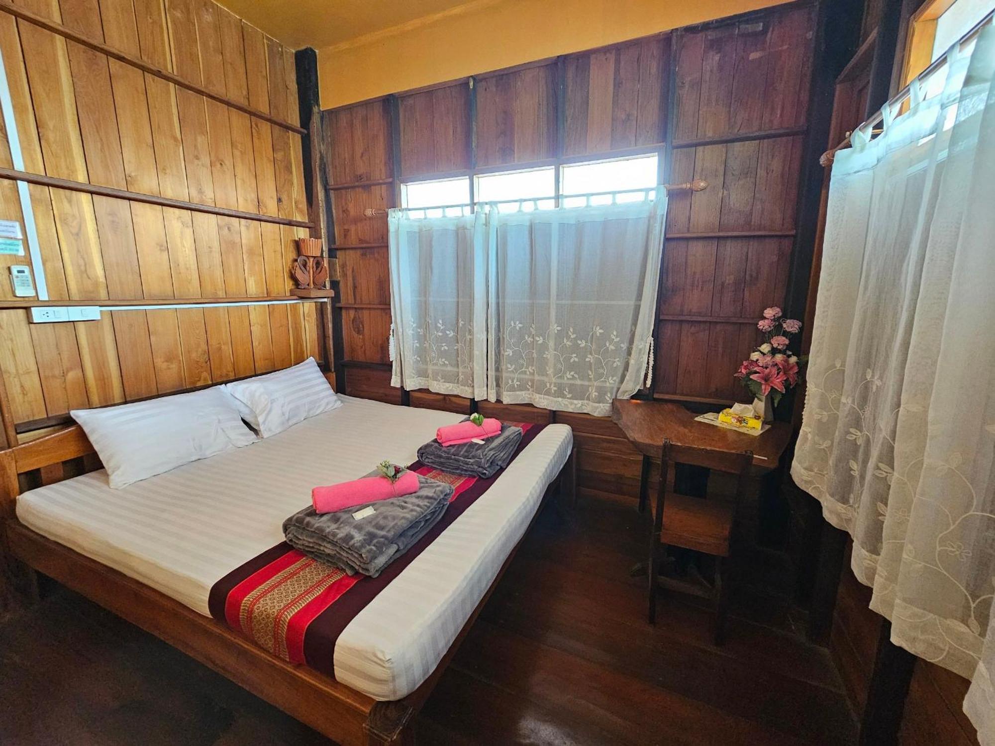 บ้านเรือนไทยมะลิเมืองเก่า Сукотаи Экстерьер фото